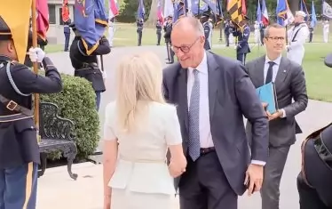  Мерц пристигна в Белия дом