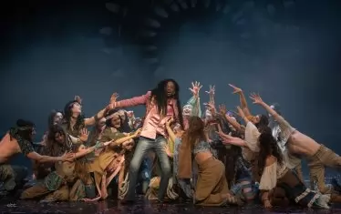  И в българската версия има истински афро-американец - Майкъл Флеминг, познат и от филма на Ивайло Христов "Страх".