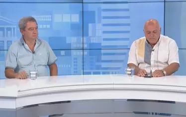  Емануил Йорданов и Красимир Георгиев (вдясно)