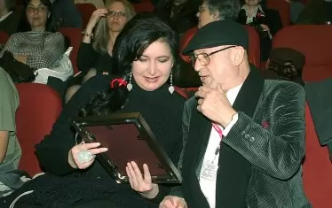  Композиторът със своята житейска и творческа спътница - джаз певицата Вики Алмазиду.