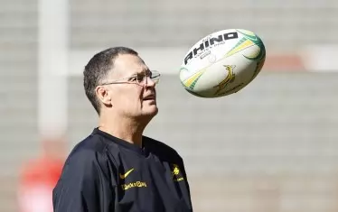 Селекционерът на световния шампион Южна Африка - Раси Ерасмус, е изключително обигран и това може да се окаже решаващо в голямата битка за Ръгби Чемпиъншип.