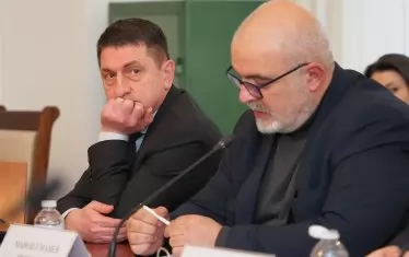 Управляващите отнемат контрола на Радев върху ДАНС