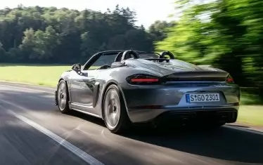 Електрическата грешка на Porsche струва $6 млрд. на VW Group