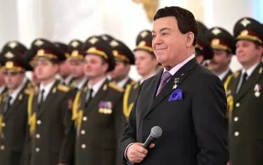 Чарли Кърк и Тигран Православян на концерта на Кобзон