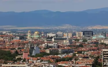 Проучване за местните данъци и такси в София вся паника