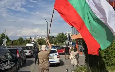 В "Горубляне" протестираха срещу зам.-кмета по строителството Никола Лютов