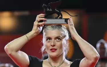  Валери Донзели