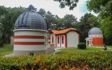 Реставрираната астрономическа обсерватория засиява в Борисовата градина