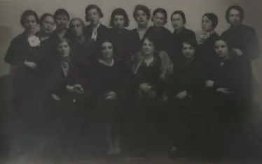 Калина Малина заедно с част от Клуба на българските писателки.