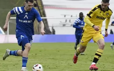 Дебютант от чужбина бе повикан за мачовете с Турция и Испания