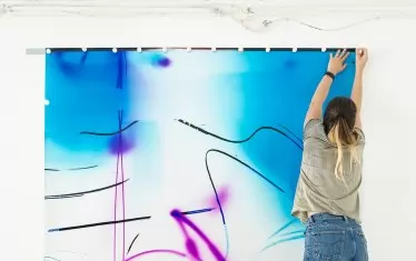 Рисунките със светлина на Марта Джурина озаряват Sarieva/Gallery