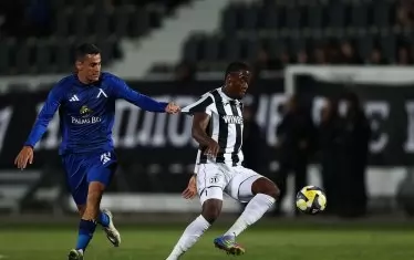 "Левски" загуби и остави "ЦСКА 1948" на върха