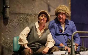  Дядо Сашо и Баба Калина - Алекс Сърчаджиева и Калин Сърменов