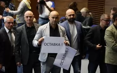  Управляващите партии провалиха работата на парламента