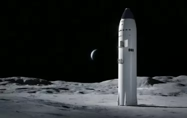 НАСА може да смени SpaceX за полета до Луната