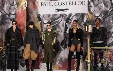  По време на Лондонската седмица на модата през февруари.