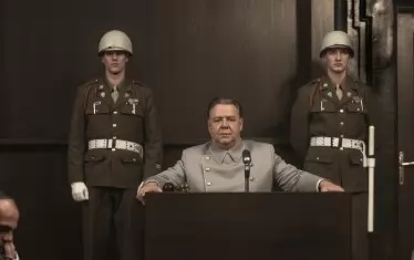 Ръсел Кроу е импозантен Гьоринг в "Нюрнберг"