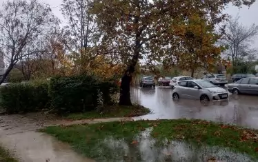 Квартали на Пловдив и Казанлък осъмнаха под вода