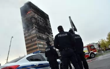 Пожар в Загреб унищожи небостъргача на медията "Весник"