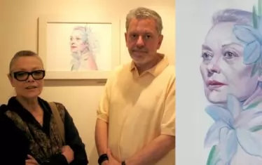  Художникът с два от своите модели през годините - актрисите Цветана Манева и Искра Радева.