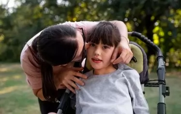 Децата с увреждания пак остават без увеличение на парите