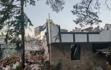 АПС оплака разрушените сараи като "символ на свободата"