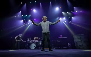  Иън Гилън не се дава, макар че навърши 80 г.