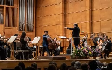 Капюсон вече е гостувал в зала "България".