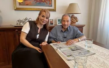  Добрева с един от участниците в проект "Сини зони" от о-в Сардиния.