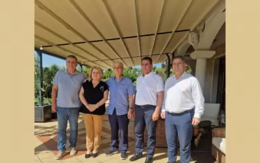 Кметът на Дулово с Ахмед Доган.