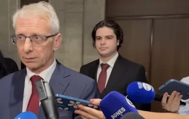  Николай Денков и Калоян Дървов