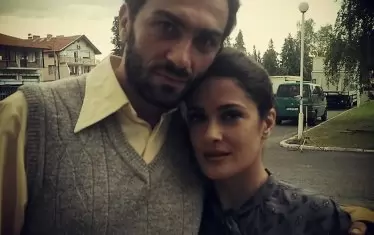 Със Салма Хайек на снимачната площадка на филма "Септември в Шираз".