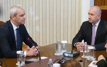 И "Възраждане" се обявиха за нови избори