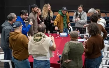 Рожденикът Ованес Торосян започна репетиции на „Любов и други аварии“