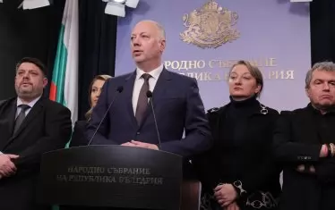 Кабинетът "Желязков" подаде оставка