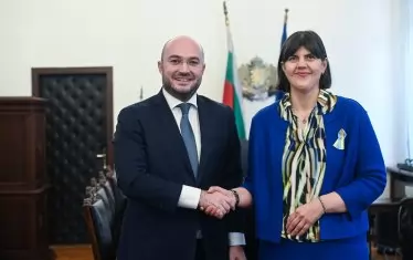 Лаура Кьовеши с правосъдния министър Георги Георгиев