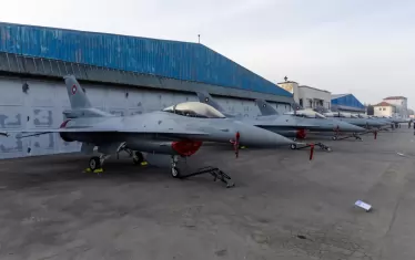  8-те нови български изтребители 