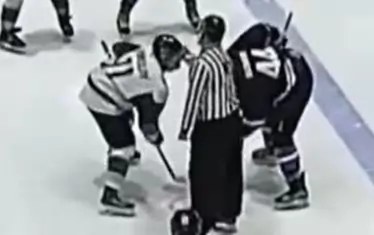 Хокейната федерация спря правата на рефер побойник