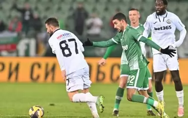 Преследвачите за титлата отново сгрешиха за радост на "Левски"