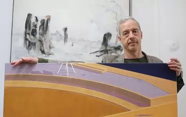  Слав Недев се интересува от градската среда и трансформациите на човешката психика в нея.