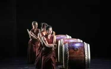 "Мечът на мъдростта" търси хармония между тяло, дух и звуци.