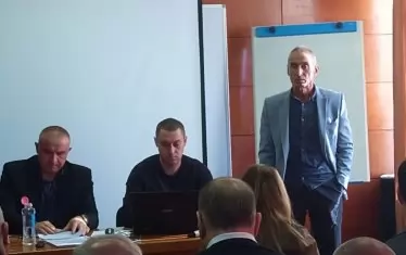 И новият шеф на щангите чака пари от Пеевски