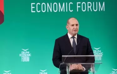 Радев призова да вземем пример от Русия за икономиката си