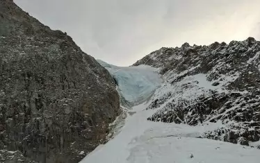 Лавини в Алпите взеха нови жертви през почивните дни