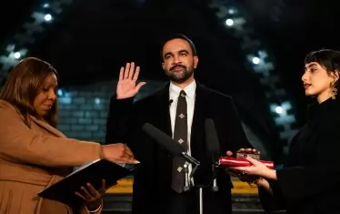 Кмет мюсюлманин за пръв път пое Ню Йорк