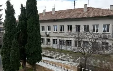 НАП погна читалище заради 8 евро годишна такса за книги