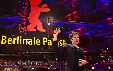  Илкер Чатак триумфира със "Златната мечка"