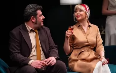  София Бобчева е великолепна комедийна актриса и героинята ѝ истински ще ви изненада.