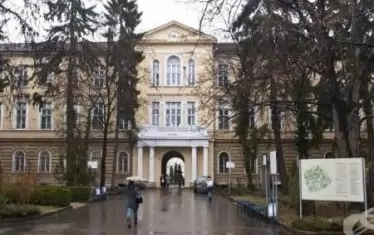 Александровска болница събира дарения за ремонт на сградите