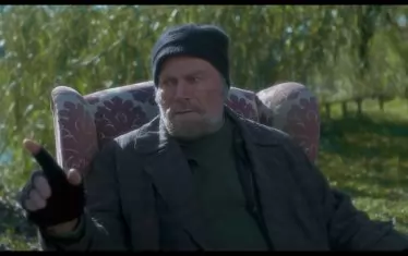 Франко Неро в сцена от "Аврора".